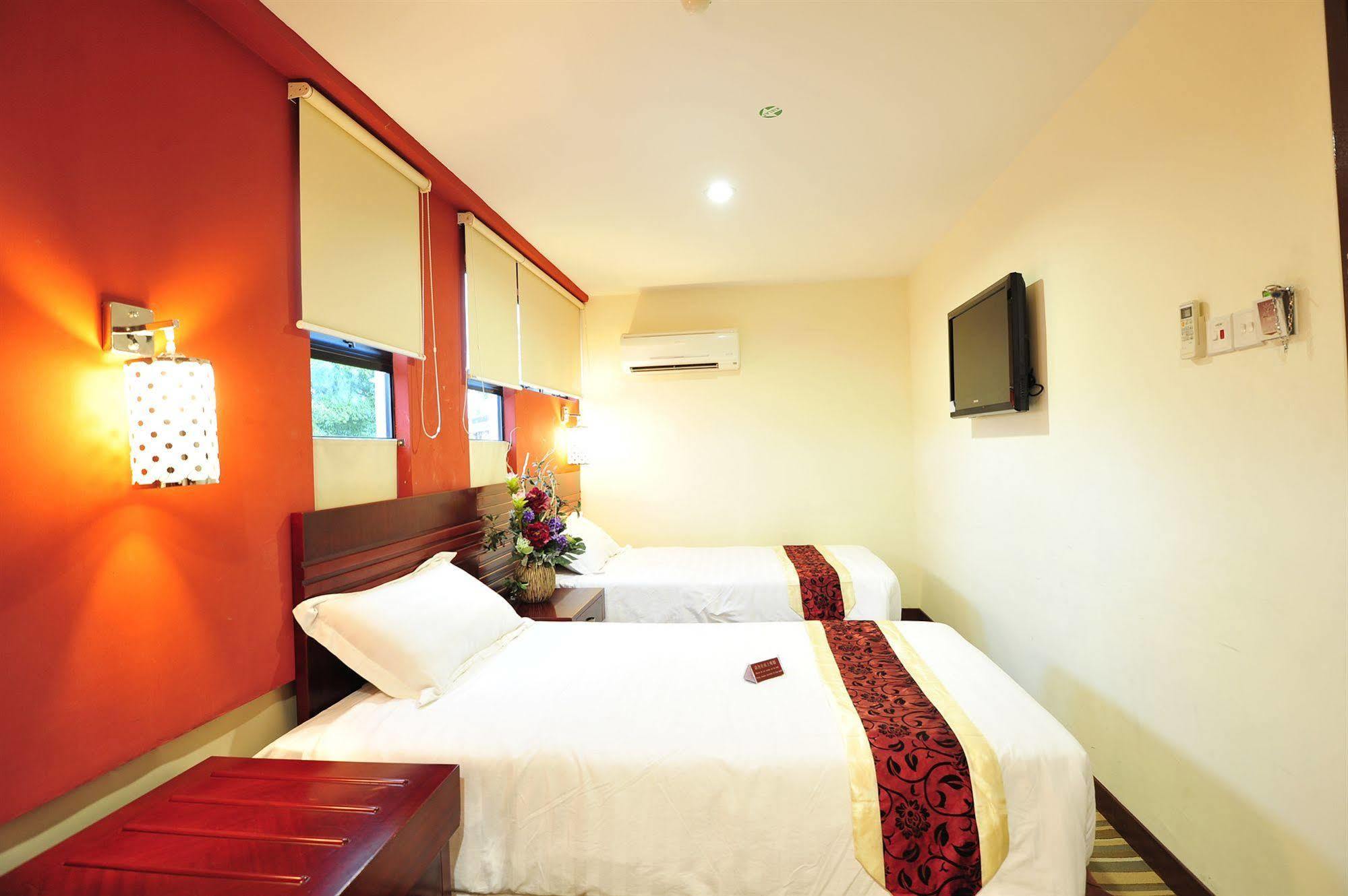 Grand Hallmark - 3* Johor Bahru