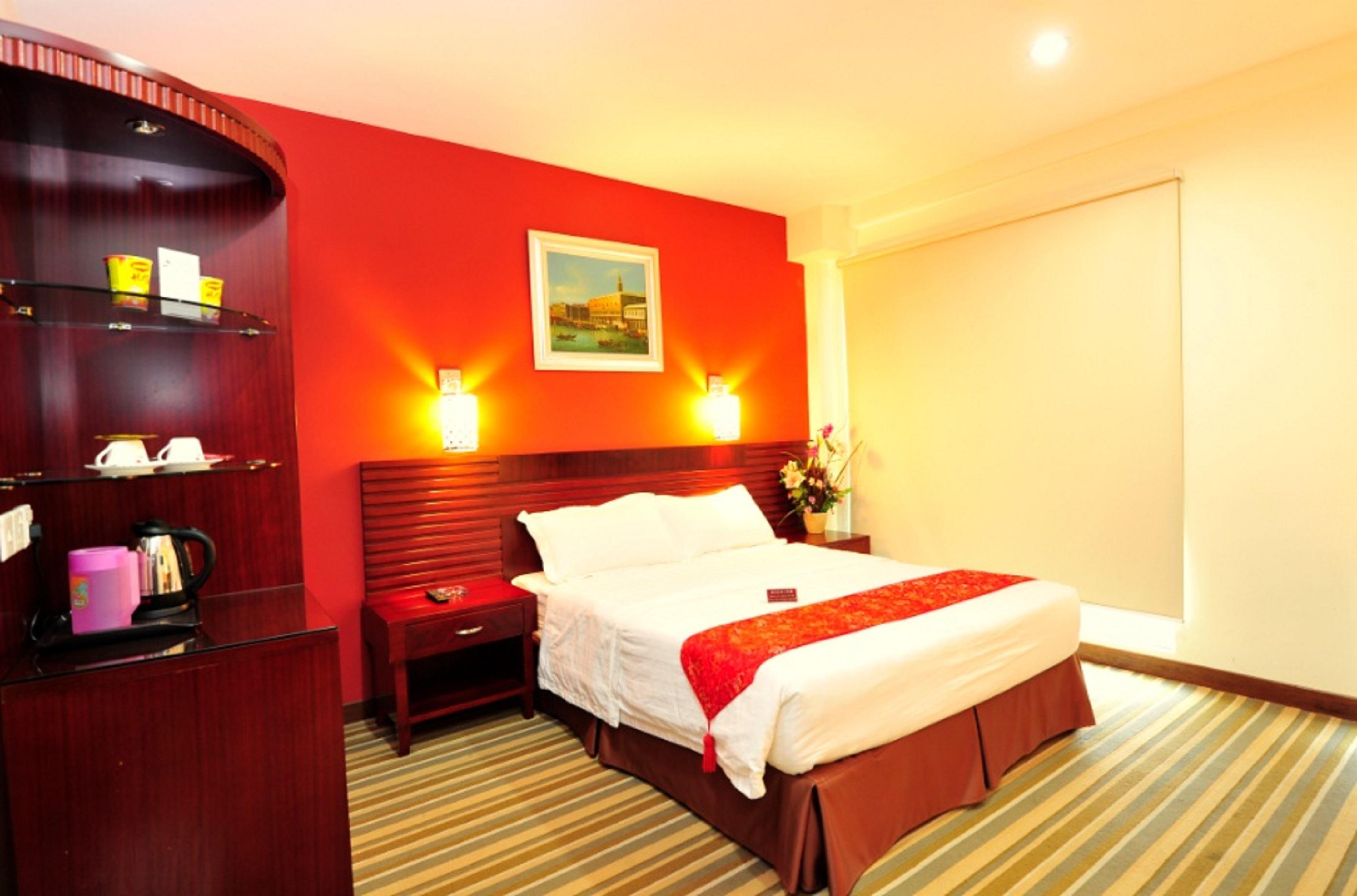 Grand Hallmark - Hotel